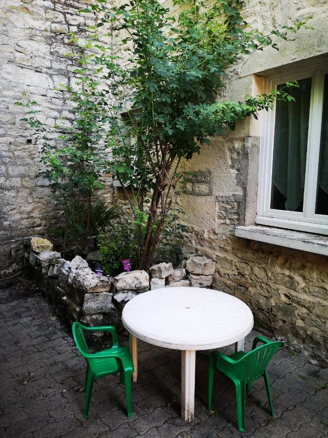 Maison Familiale De L Abbaye Clairvaux Buitenkant foto
